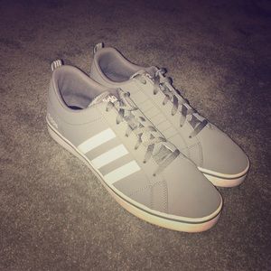🔥 Adidas Sneakers